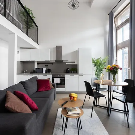 Apartmán Near Center Family Loft-apartments *