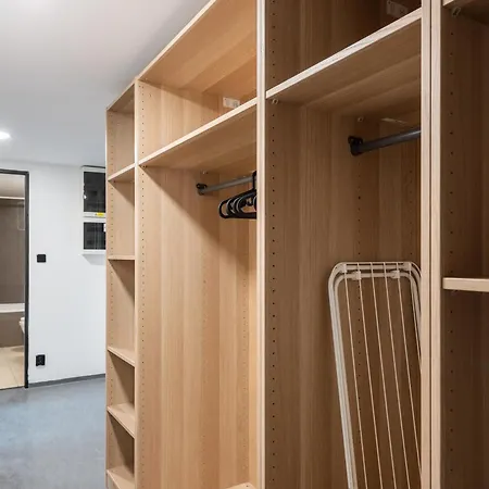 Family Duplex 2-Room Apartments I Metro I Karlin Square Apartmán