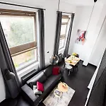Family Duplex Near Center * プラハ