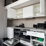 Family Duplex Near Center プラハ