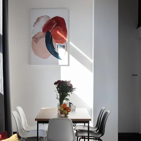 Near Center Family Loft-apartments *