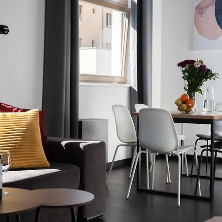 아파트 Family Duplex 2-room I Metro I Karlin Square