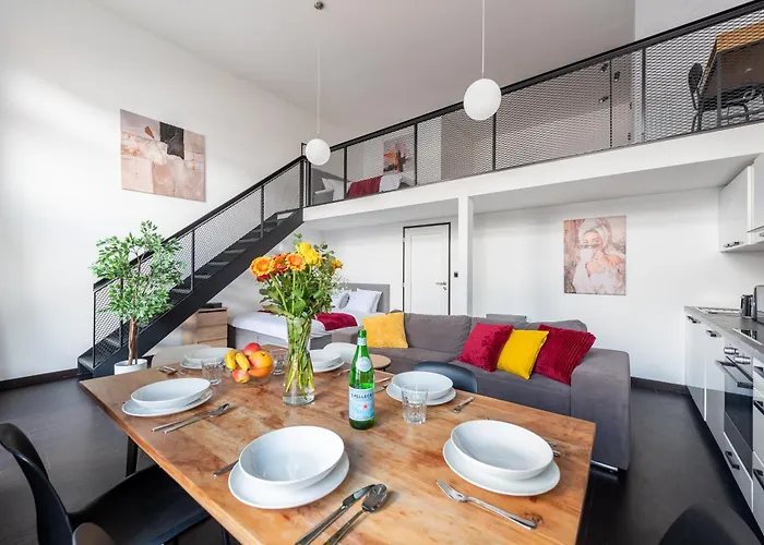 Family Duplex Near Center Prag