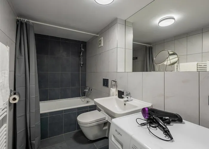 Daire Family Duplex Near Center Prag