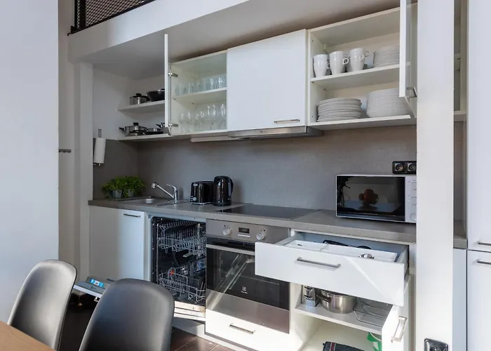 Family Duplex Near Center * Prag
