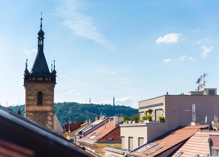 Family Duplex Near Center * Prag