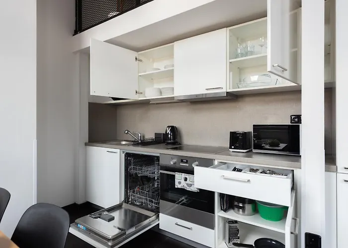 Family Duplex Near Center Prag