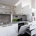 Apartment Family Duplex Near Center