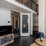 Family Duplex Near Center *