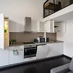 Apartment Family Duplex Near Center